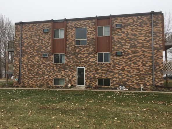 Crown properties, crown management, mgmt., apartment rentals, central mn, Minnesota, thief river falls, parkwood apartments, rental properties, apartments for rent